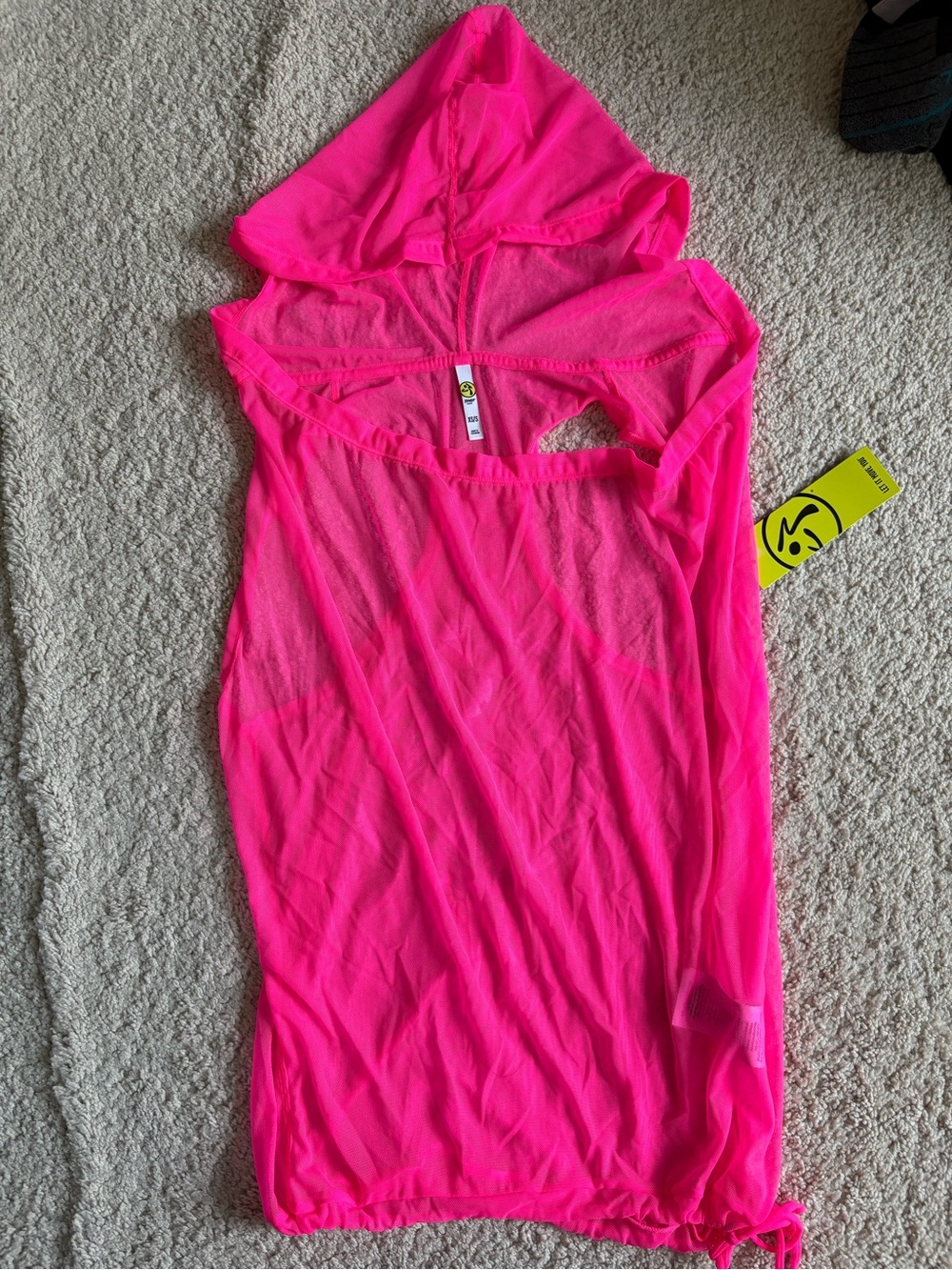 NWT ZUMBA Glow Dreamer Top Hooded Mesh Sheer Tee Shimmer Pink Gumball ~Spicy!